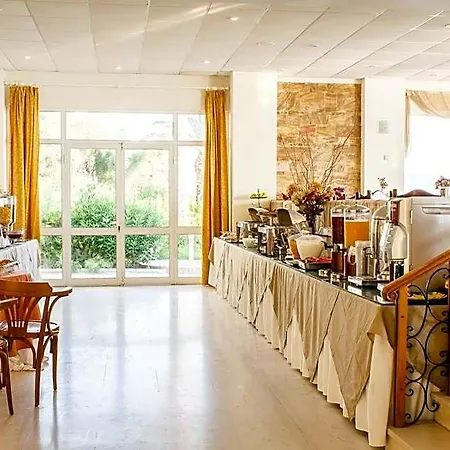 Hotel Chryssi Akti