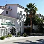 Hotel Chryssi Akti